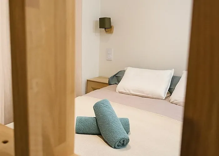 Apartamento T1 Bis Rénové, Clim Et Confort - Raphaël